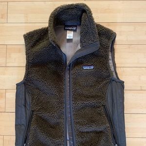Patagonia olive green retro vest